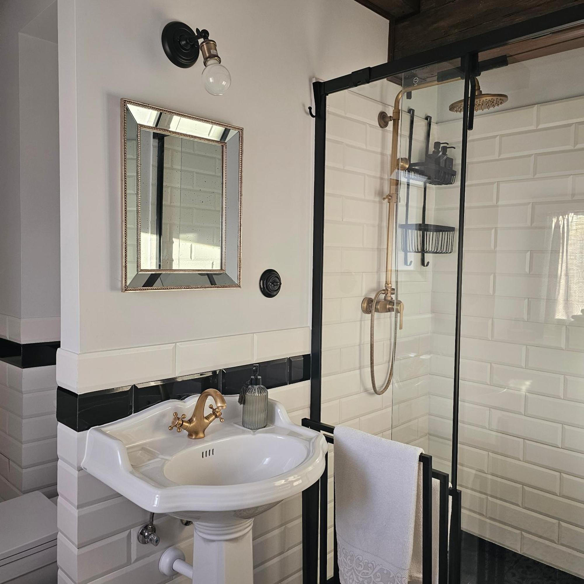 Krzywa Apartamenty ลิดซ์บาร์ก วาร์มิงสกี ภายนอก รูปภาพ