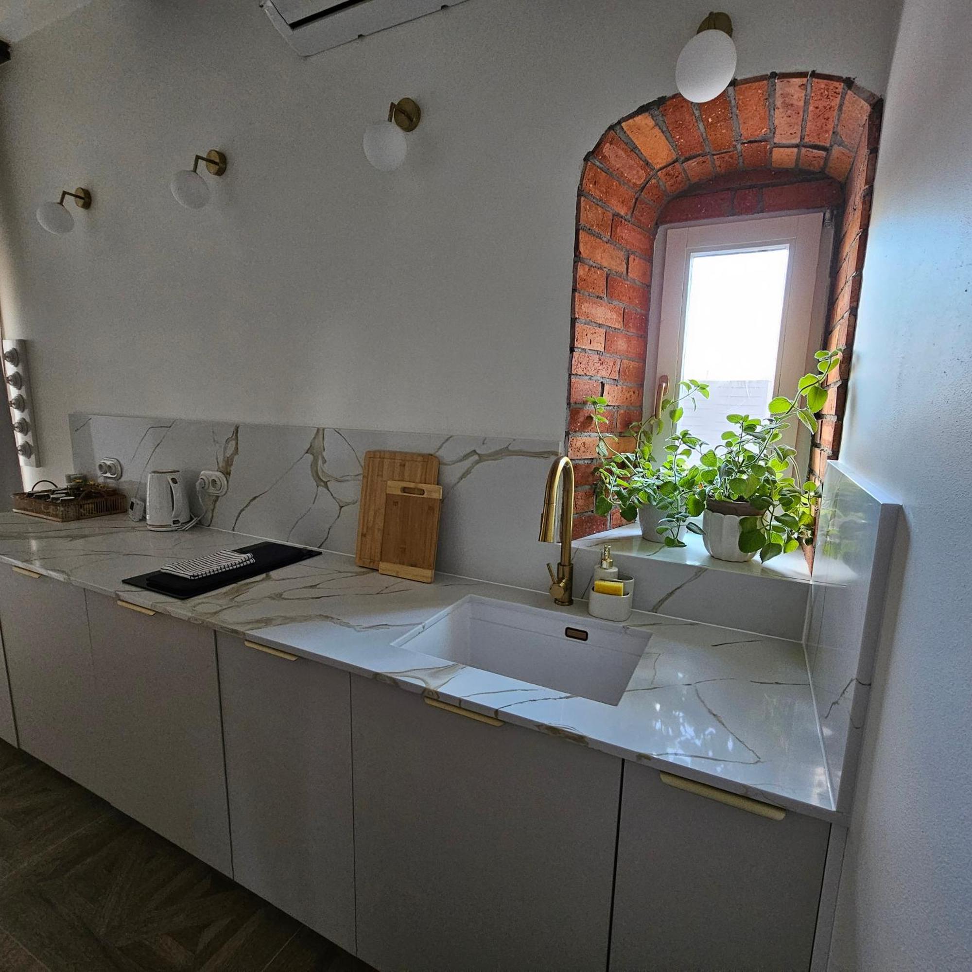 Krzywa Apartamenty ลิดซ์บาร์ก วาร์มิงสกี ภายนอก รูปภาพ